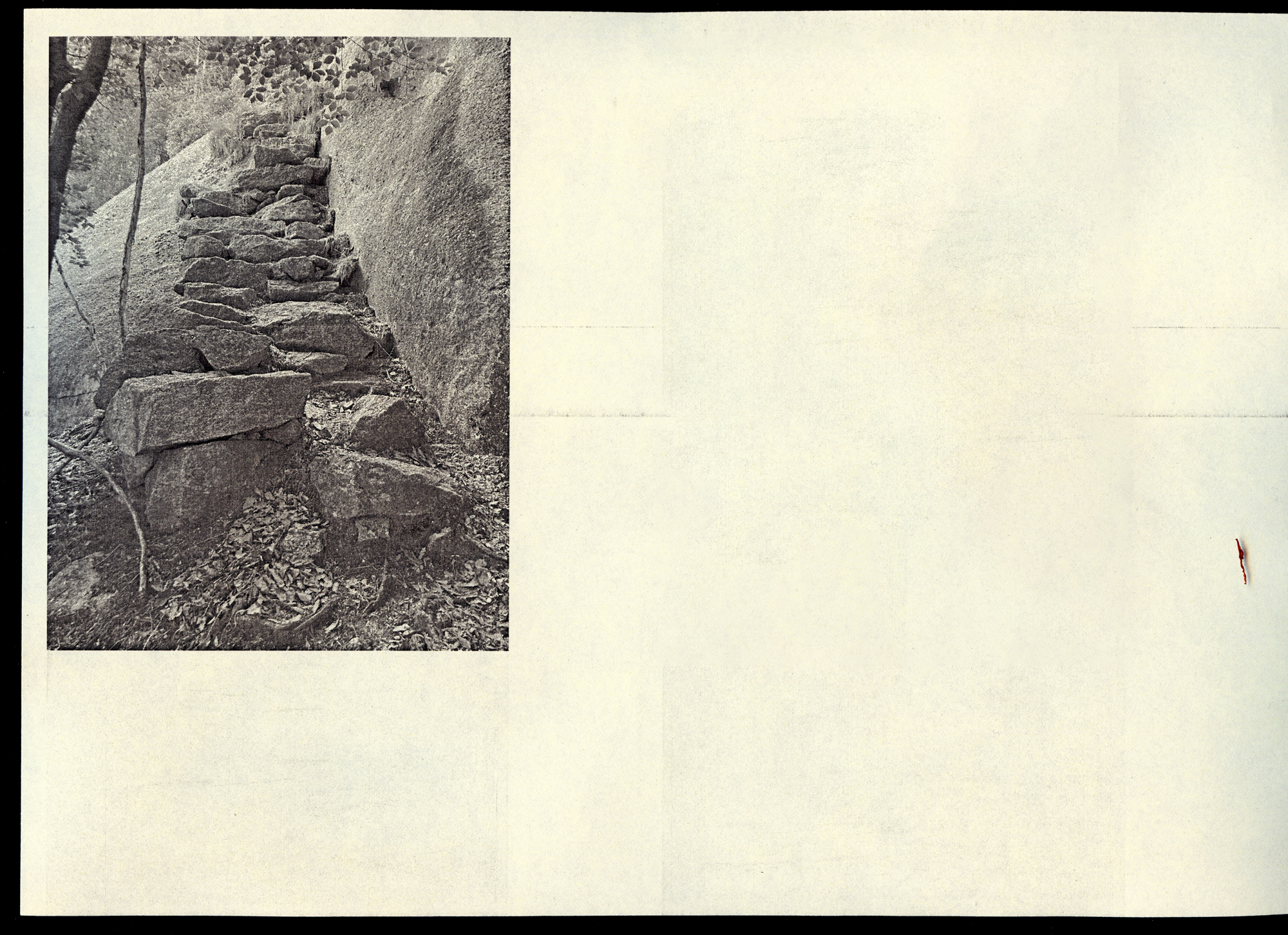 250714-fl-traces-stone-stair